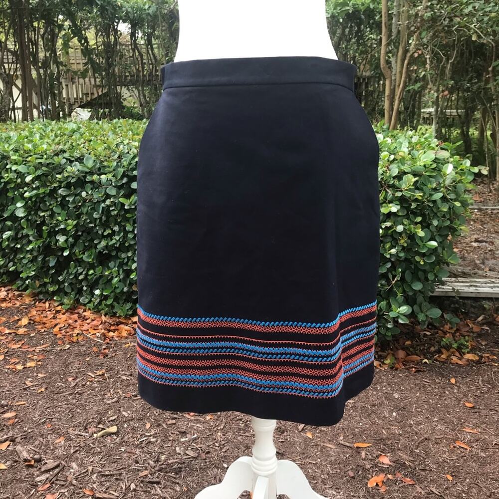 Brooks Brothers navy embroidered a line skirt